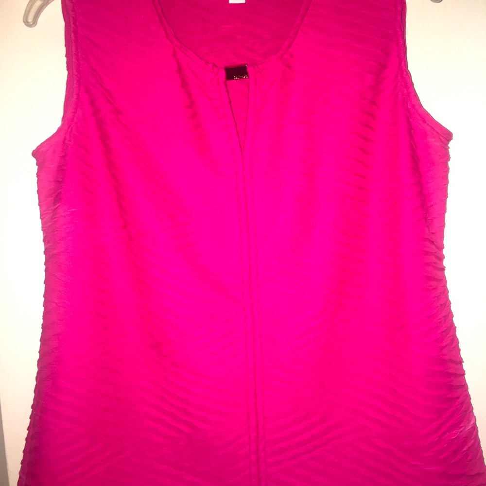 Calvin Klein- NWOT- Pink sleeveless with gold bar